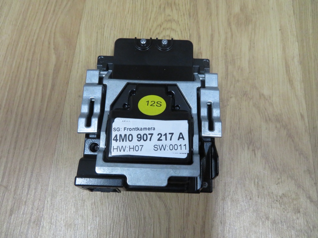 фото №1, Камера стекло перед 4m0907217a audi q7 fv сервис