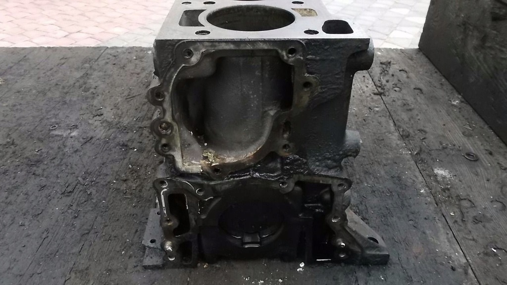 фото №6, Rover sd1 2300 s mk2 2.3 блок двигателя 10c74135a