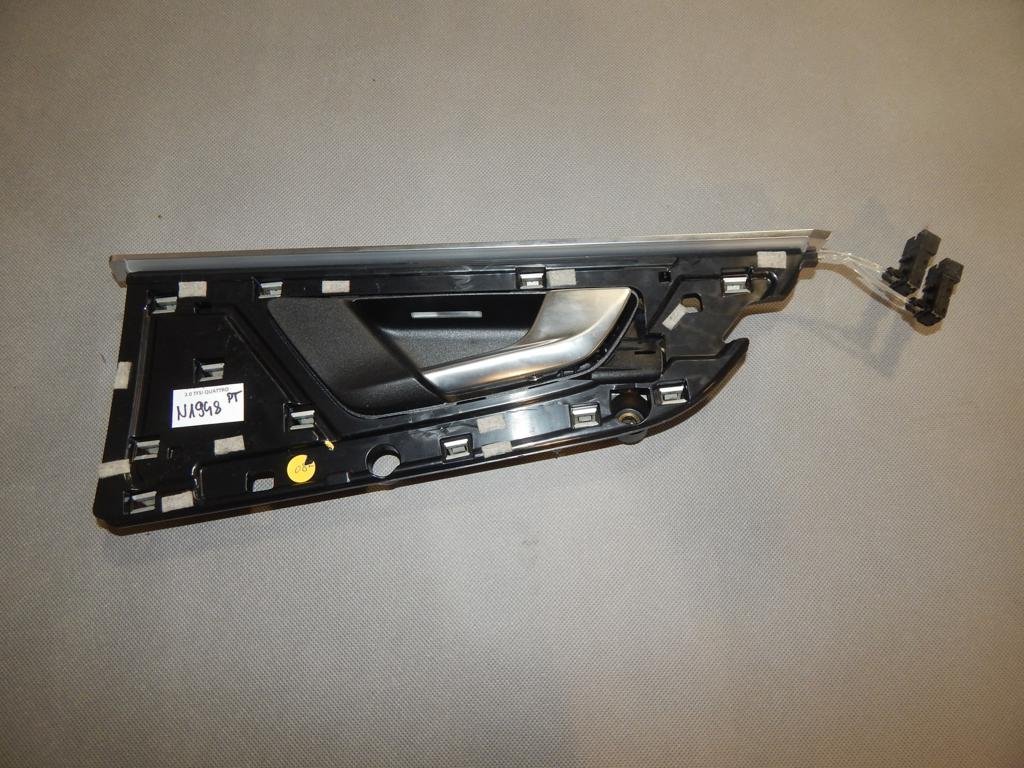 фото №1, Audi q7 4m ручка внутрішня правий задня 4m0839020c