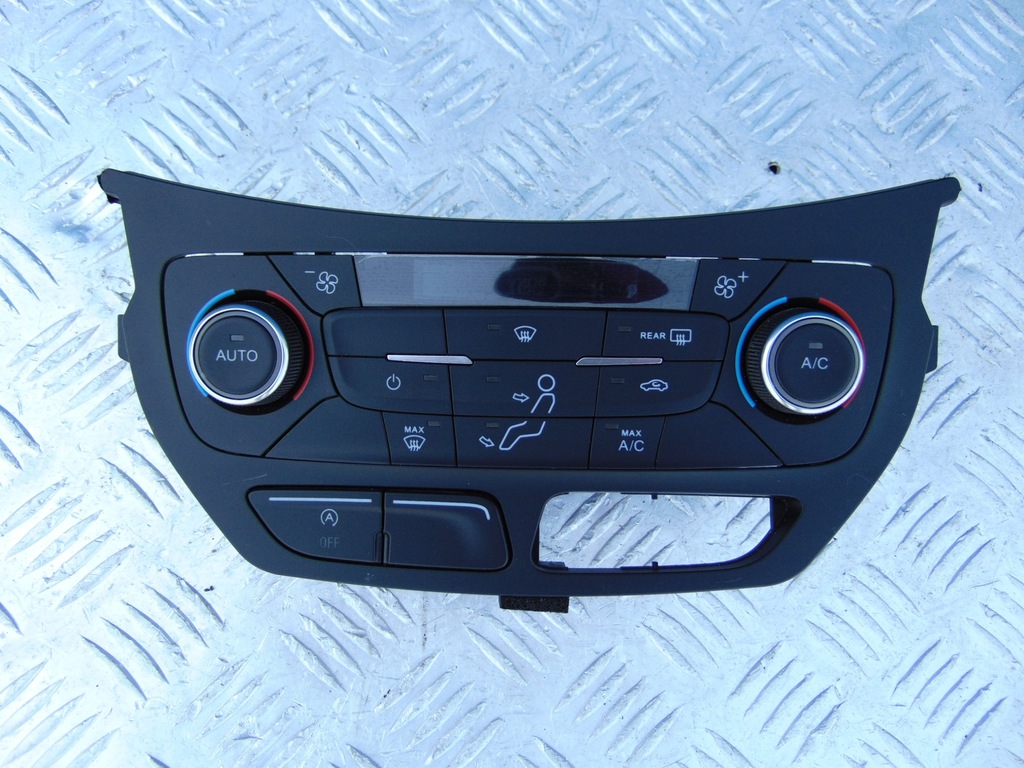 фото №1, Ford kuga ii mk2 lift панель кондиционера 2017-