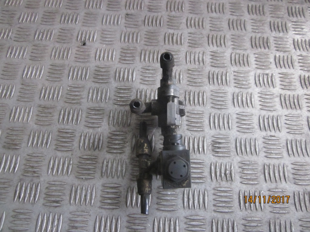 Клапан датчик scania r 295358 , 0532425 Ціна