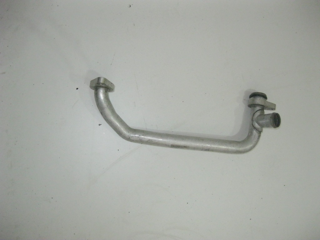фото №1, Audi s4 a4 8w 3.0 tfsi трубка wąż wody 06m121071d