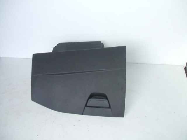 фото №1, Focus mk3 бардачок пасажира кришка bm51-a06044-aw