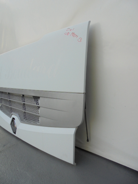 Renault premium dxi euro 5 решітка радіатора капот в Україні