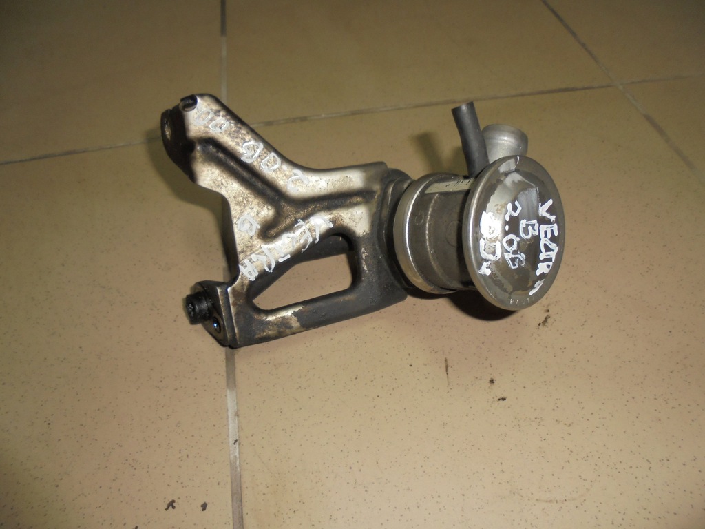 фото №1, Vectra b 1.6 16v клапан egr