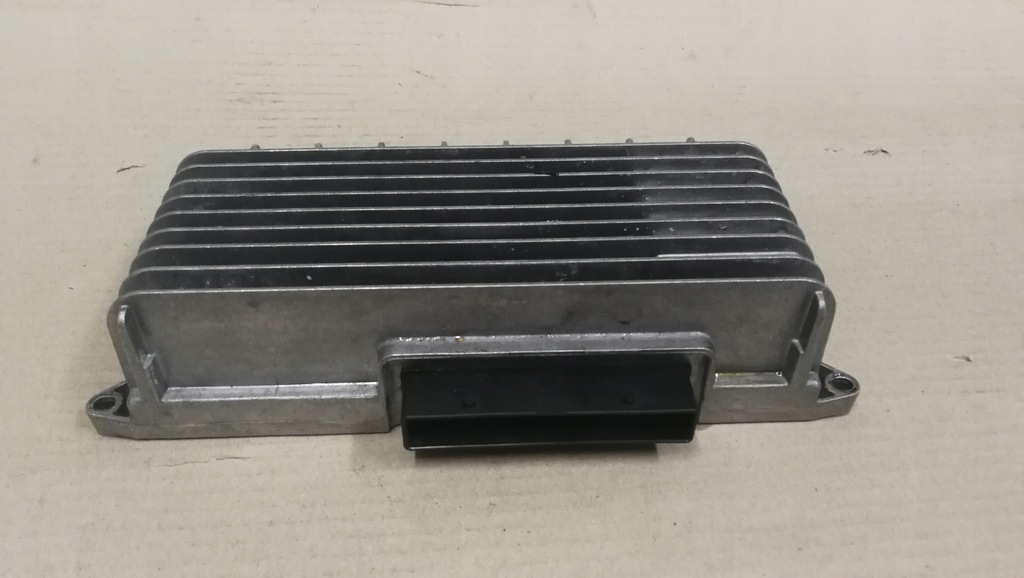 фото №1, Підсилювач радіо audi a4 b8 a5 q5 8t0035223ah