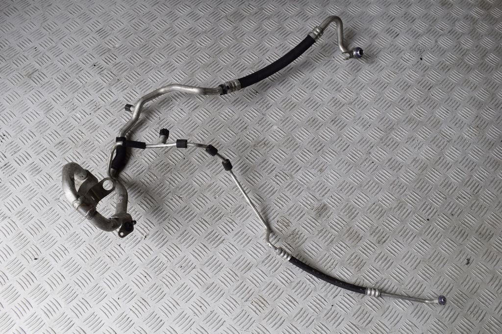 фото №1, Шланг кондиционера mercedes e-klasa w213