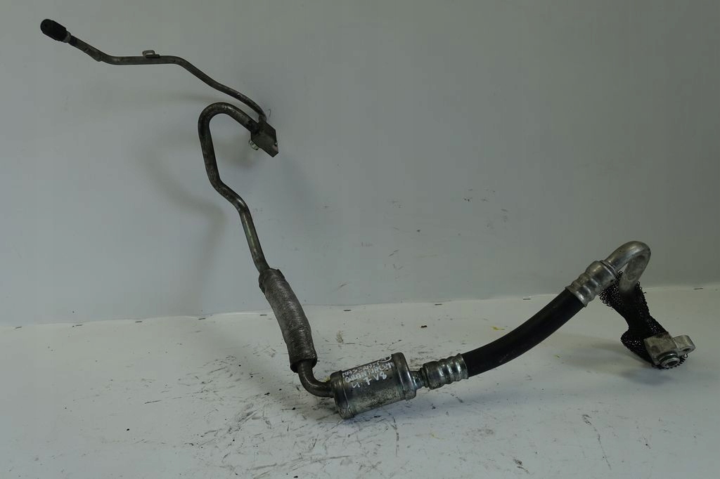 фото №1, Maserati granturismo 4.7 v8 шланг кондиціонера