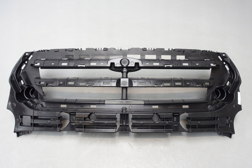 фото №1, Решітка радіатора внутрішня ford kuga mk2 escape lift 2017-