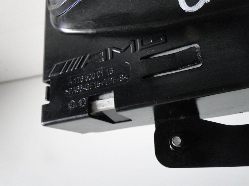 Mercedes w117 w176 интеркулер с корпус 45 amg в Украине