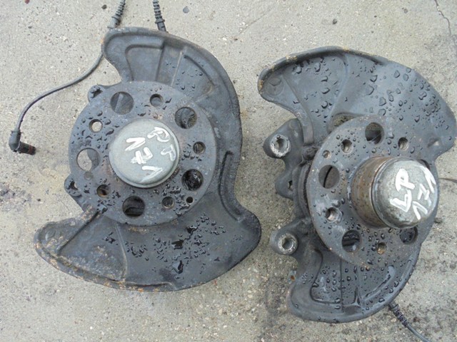 фото №2, Поворотный кулак ступица перед mercedes slk w171 r171