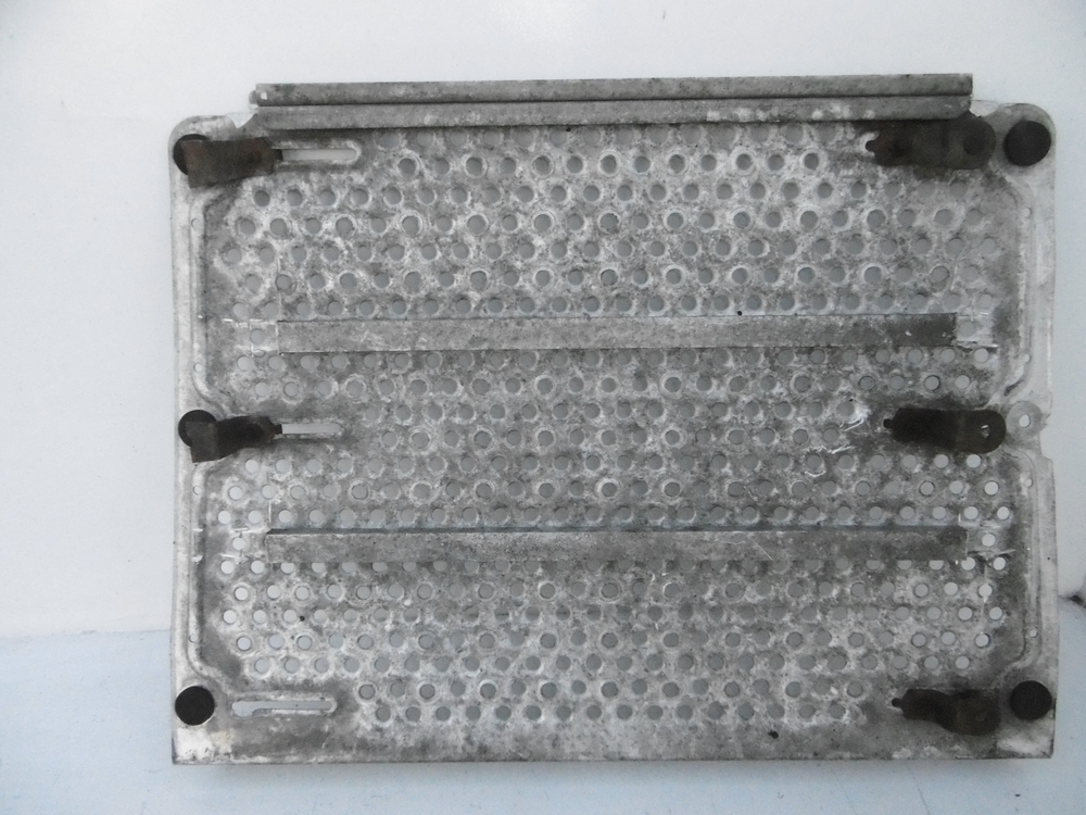 Лист захист підніжка поміст magnum e-tech Оригінал