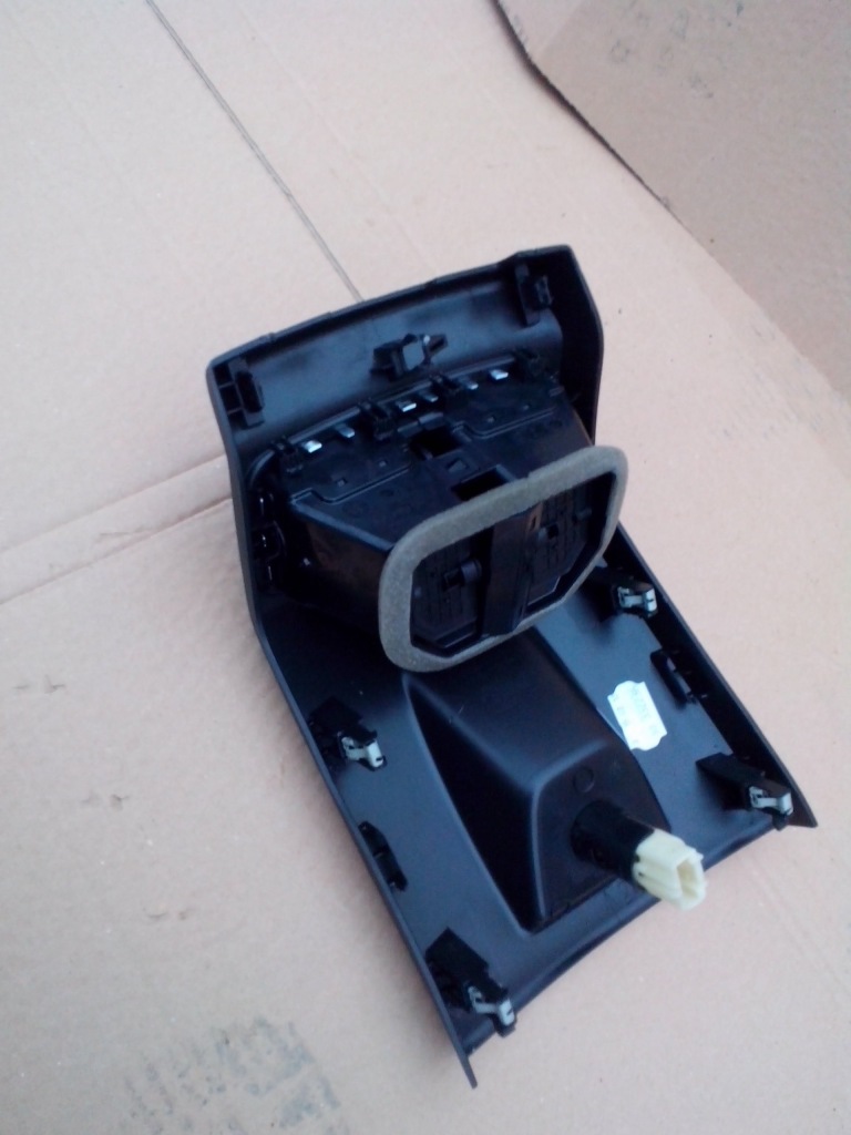 фото №2, Решётка обдув задняя renault megane iv