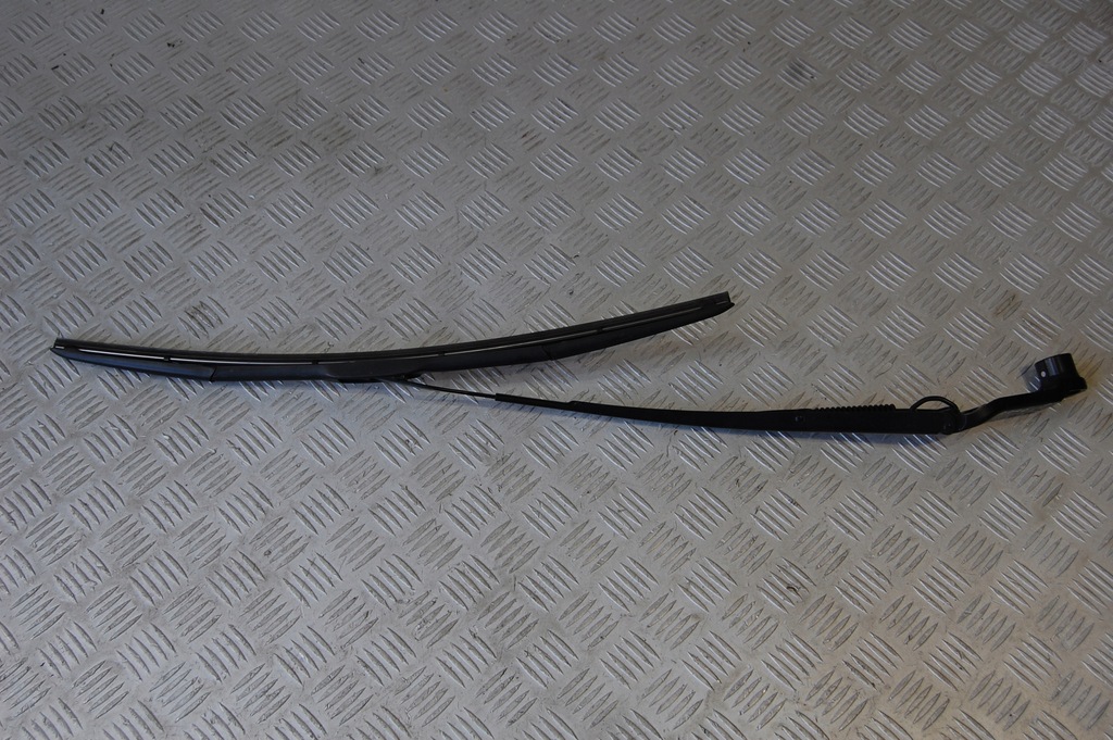 фото №1, Важіль двірники праве mazda 6 vi gj lift