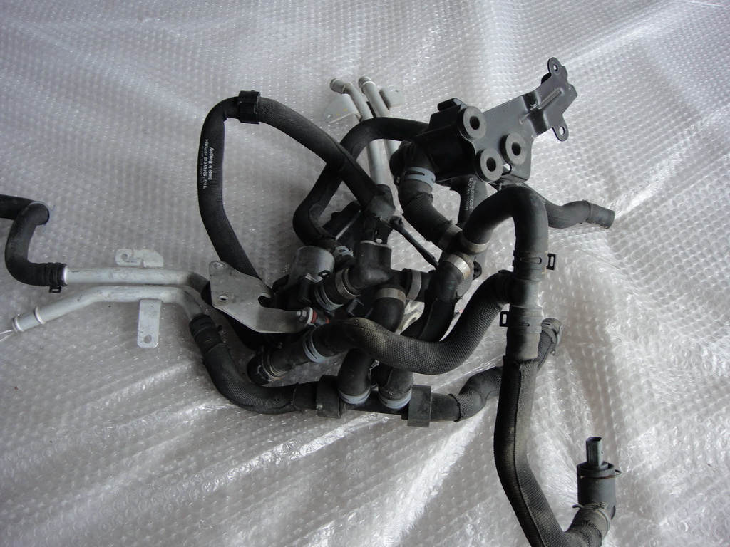 фото №1, Audi q7 e-tron клапан електромагнітний 8e0820036