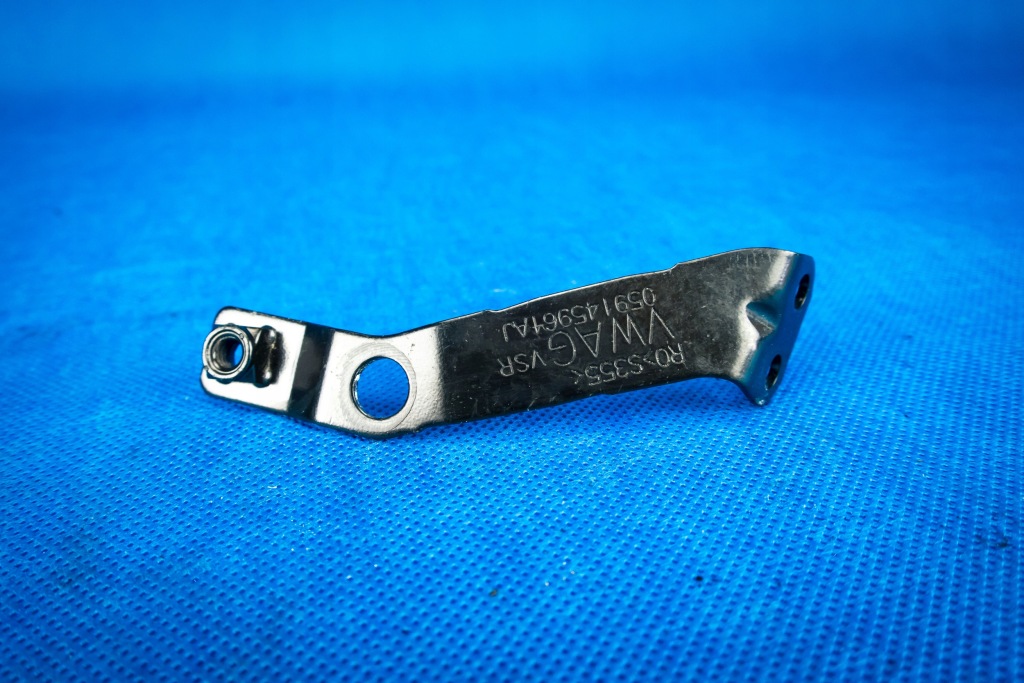 фото №1, Кронштейн трубы воздуха audi a6 a7 4k 059145961aj