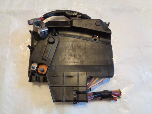 фото №1, Focus mk3 kuga клемма предохранители av6t-14a067-bc