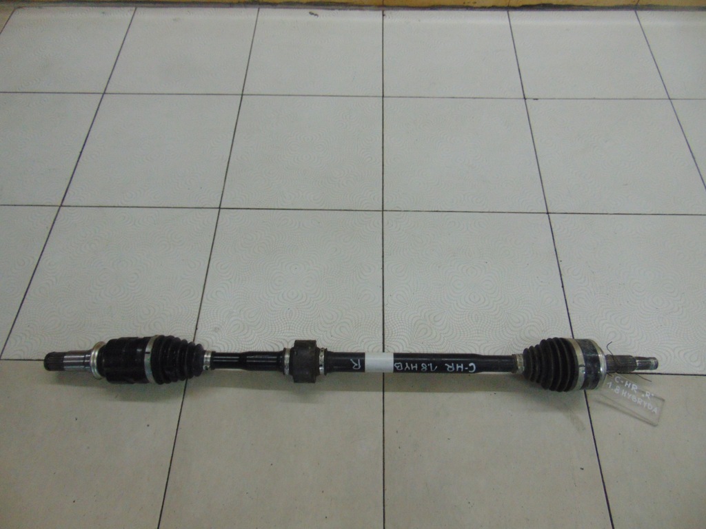 фото №1, Приводной вал правая toyota c-hr 1.8 гибрид