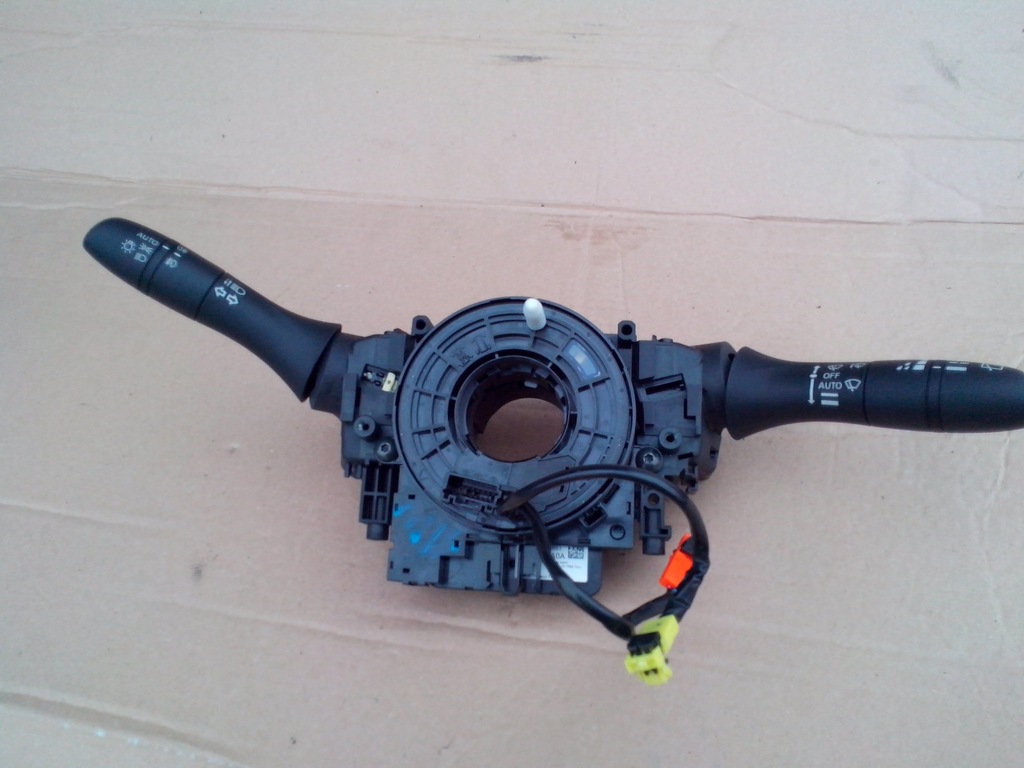 фото №1, Переключатель комбинированный лента nissan micra k14