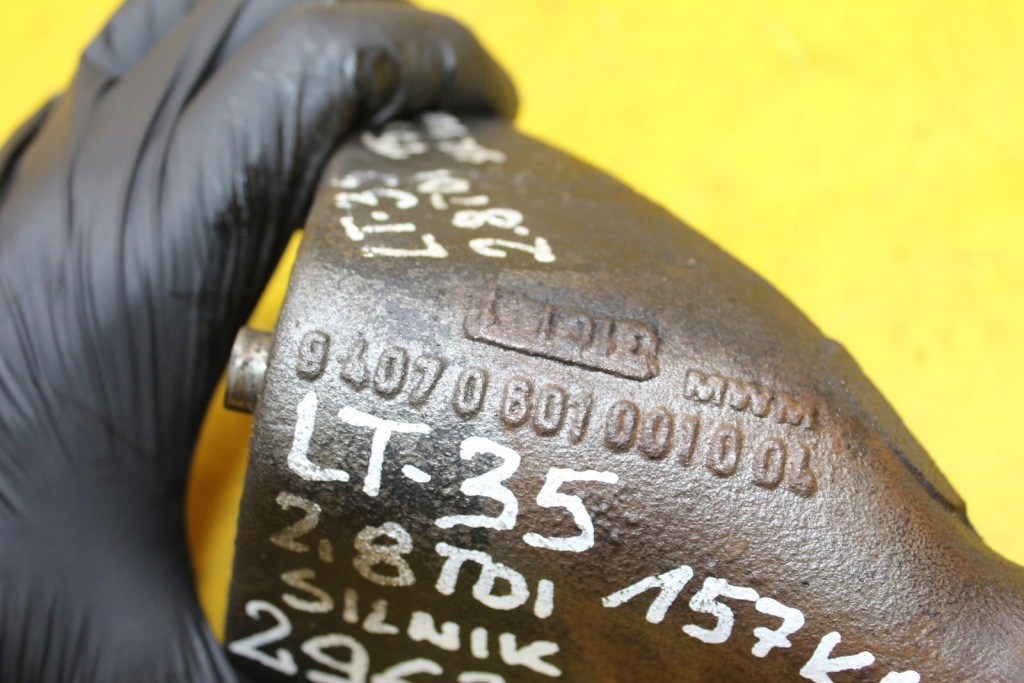 Кронштейн двигателя lt 35 2.8 tdi 158km 04070601001004 Недорого