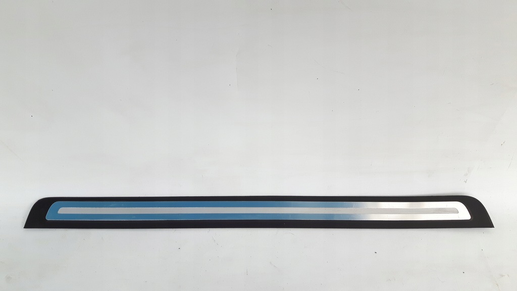 фото №1, Audi a5 8t0 молдинг порог порог правая