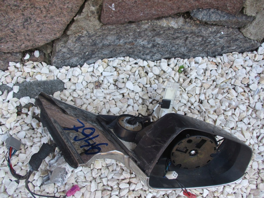 фото №1, Tesla model s дзеркало праве 13+2 pin