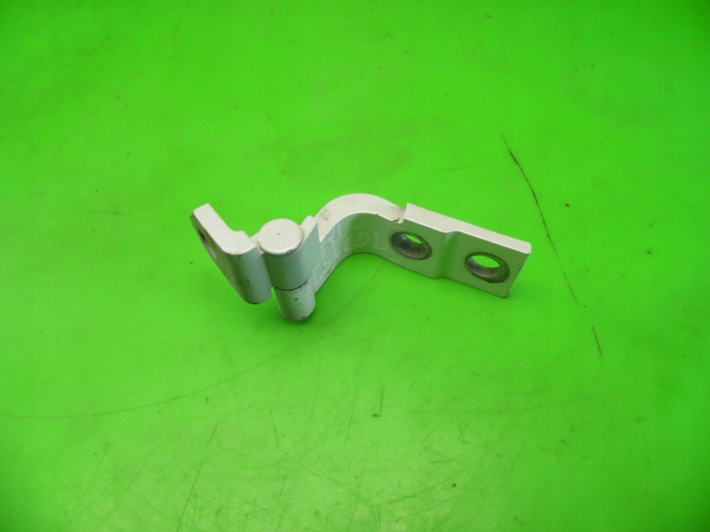 Петля двері задній правий dół lexus ls ls460l 077 12- Ціна