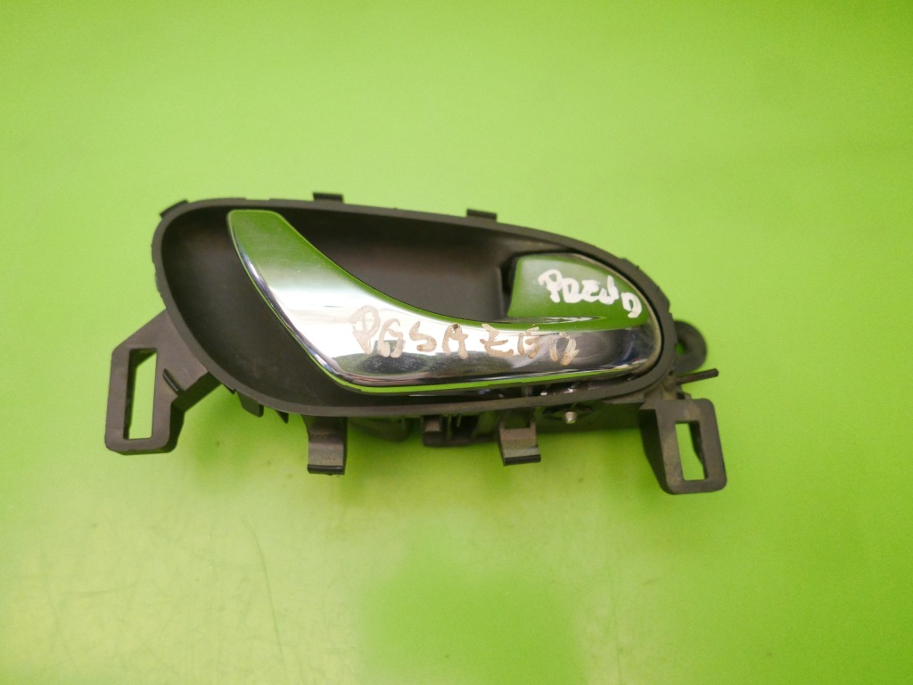 фото №3, Ручка внутрішня права перед nissan qashqai j11