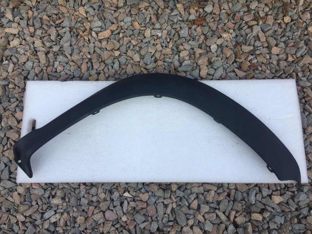 Купить Dacia duster правый  молдинг перед передняя 2010-