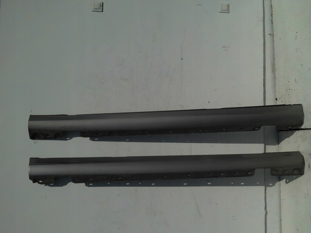 фото №1, Mercedes c w203 kombi накладка порог левая c723