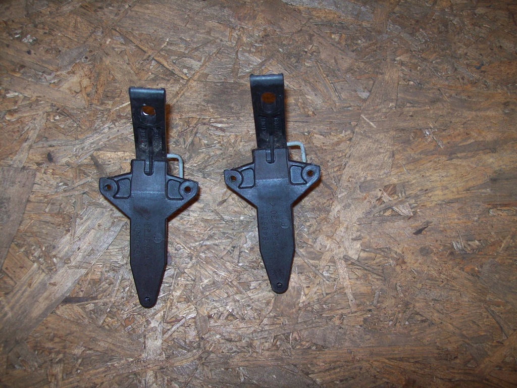 фото №1, Citroen c8 2,0 16v захист бардачок петля