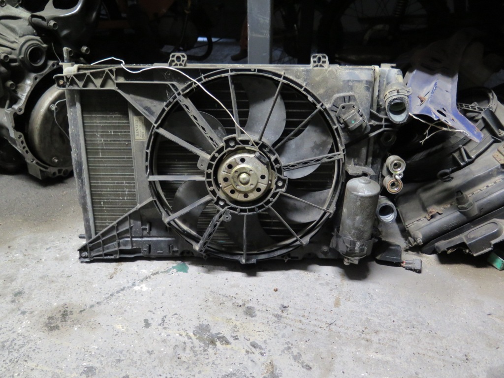 Радиатор вентилятор megane 1 1,9 dti 7700432392 Киев