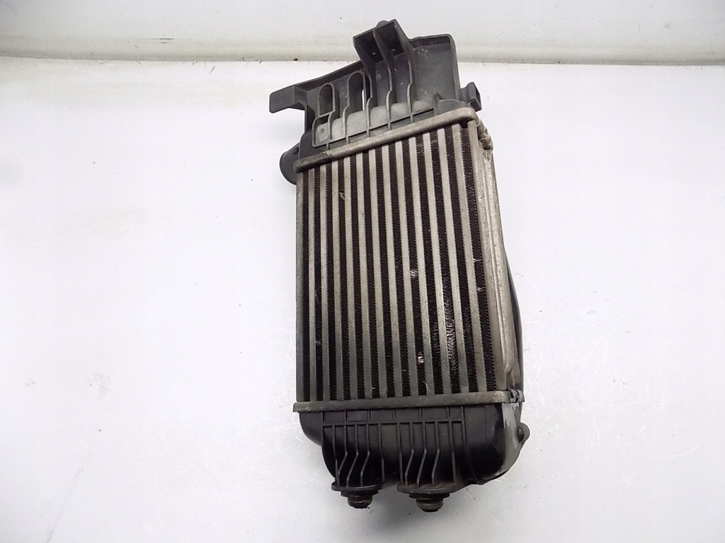 Інтеркулер - toyota yaris 2 06-11 1.4 d4d 0n020 Доставка