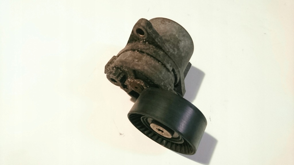 фото №1, Mercedes sprinter w203 w211 2.2 cdi натягувач ремінь