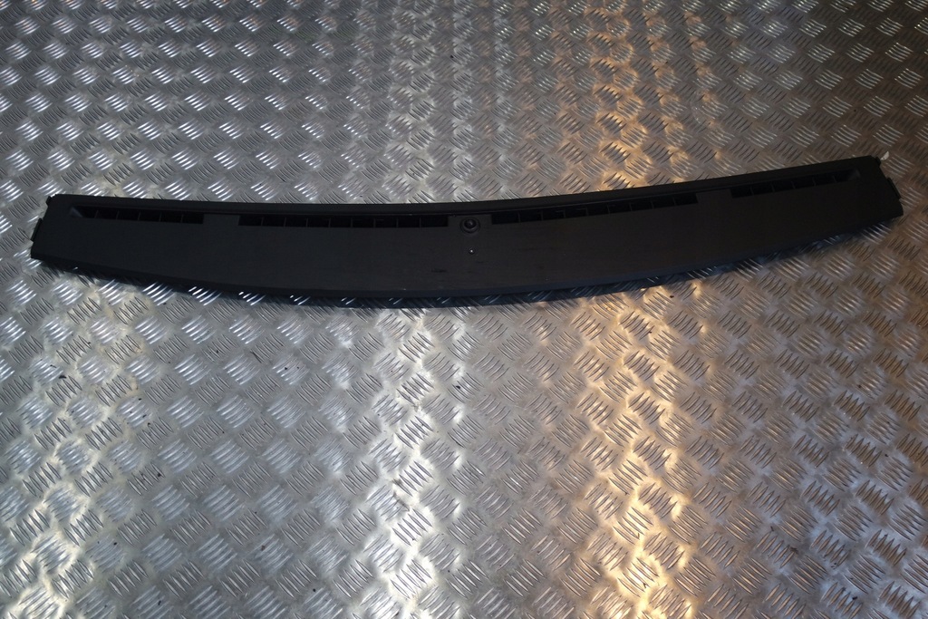 фото №1, Жабо консоли maserati quattroporte 670010239