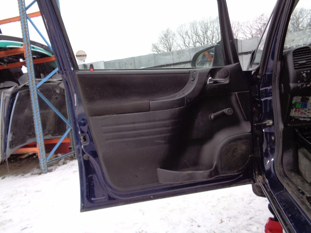 фото №2, Обшивка обивка ручка левая перед opel zafira a i