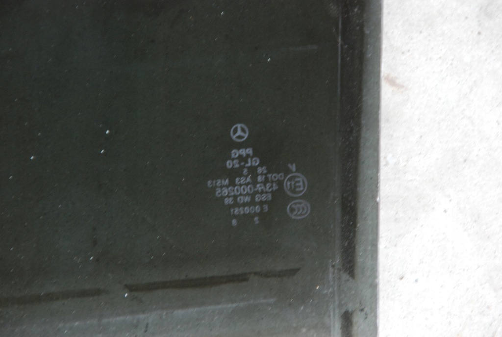 фото №5, Mercedes w251 r стекло l / p боковая дверь задняя