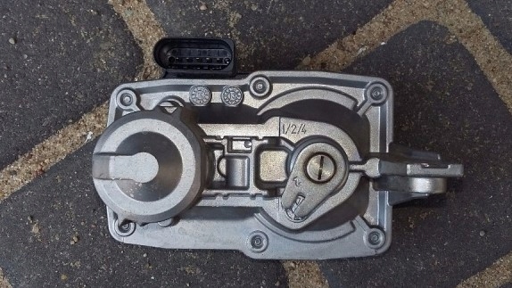 фото №1, Vw passat b8 2.0tdi дроссельная заслонка выхлопных газов 5q0253691h