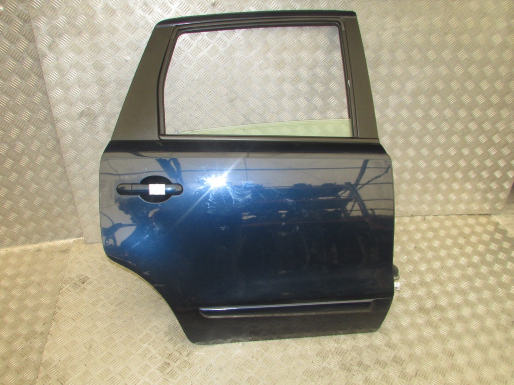 фото №1, Двері pt правий задня bw9 nissan note lift 10r