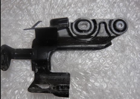 фото №1, Audi a8 d4 кронштейн насоса abs 4h0614119d