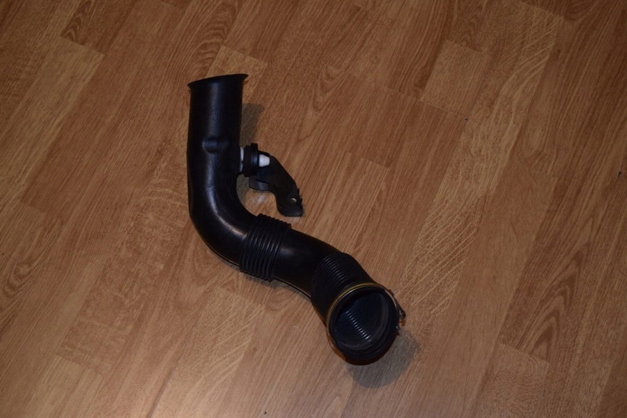 фото №9, Повітрозабірник труба впуск повітря fiat panda iii 1.3 2015