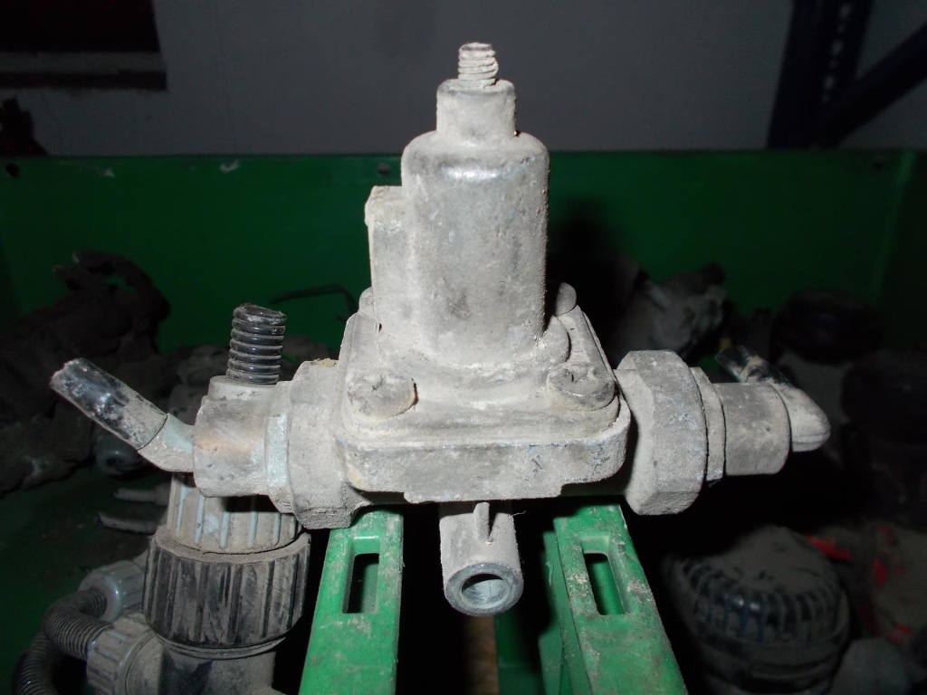 Купити Клапан редукційний renault premium midlum dxi