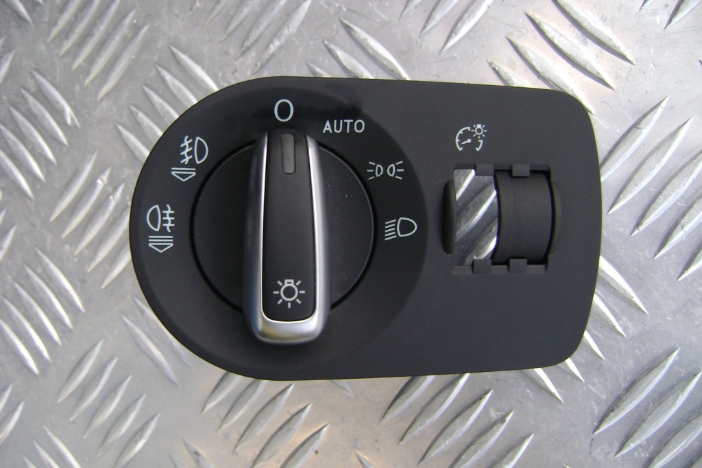 фото №1, Audi a1 8x - выключатель света 8x1941531ad