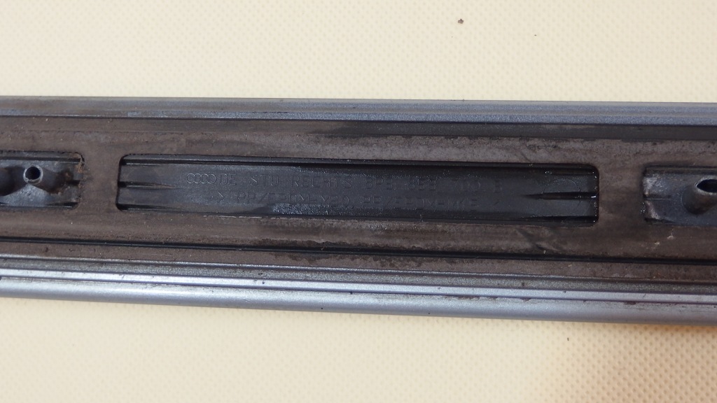 фото №6, Audi a3 молдинг права задня задня крила 8p3853700 b