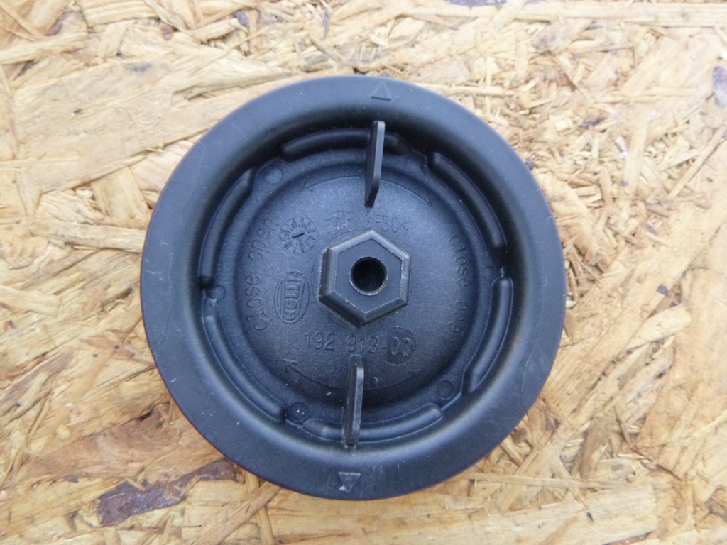 фото №1, Opel corsa e заглушка крышка лампы фара перед 19291300